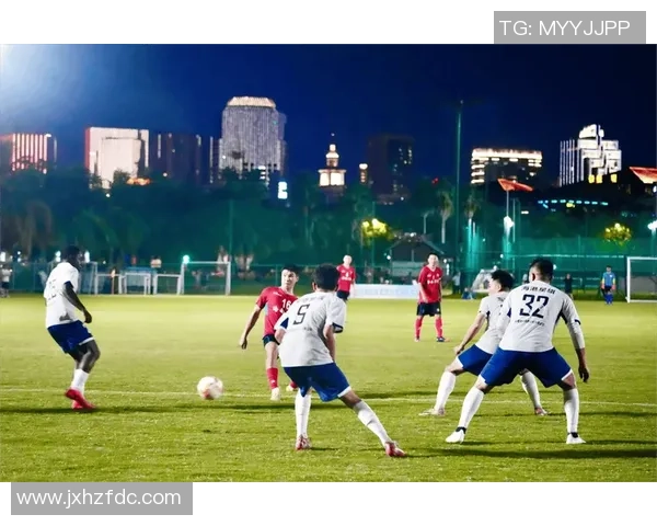 追梦绿茵场足球星模仿者用激情演绎偶像荣耀时刻